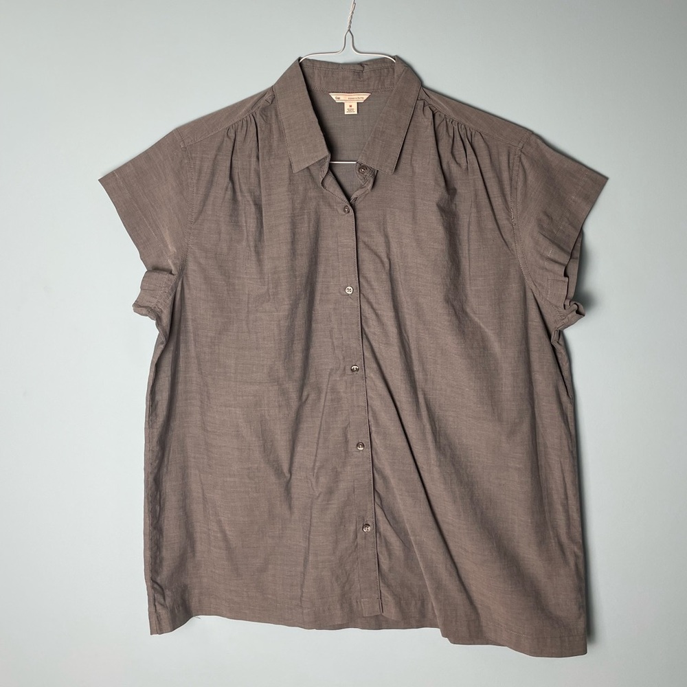 Women’s Gap Grey Cotton Button Down Short Sleeve Shirt